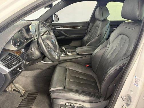 White 2017 BMW X6 sDrive35i