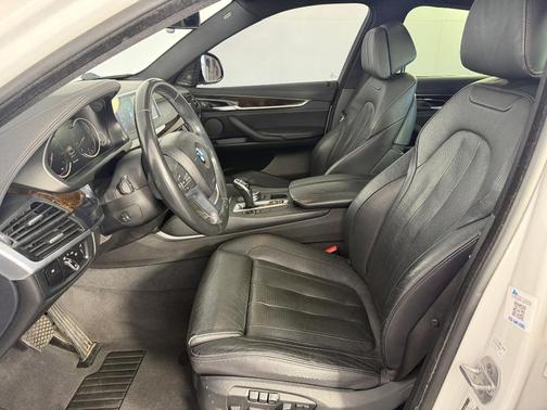 White 2017 BMW X6 sDrive35i