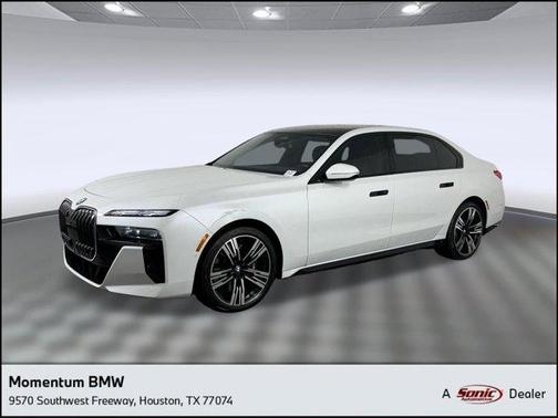 Mineral White Metallic 2024 BMW 760 760i xDrive