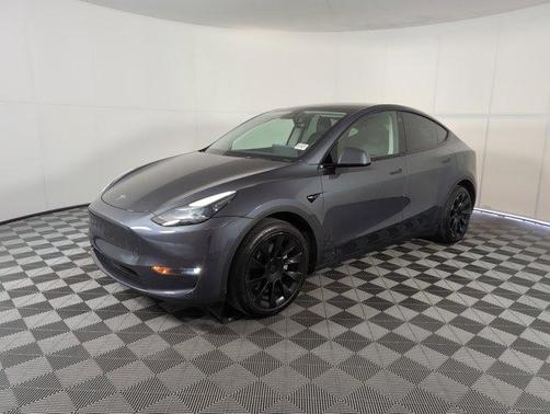 2022 Tesla Model Y Long Range