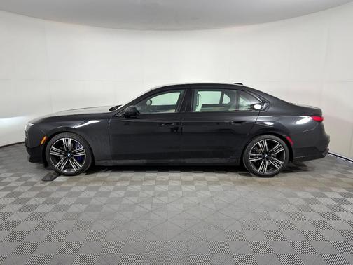 2026 BMW 760 760i xDrive
