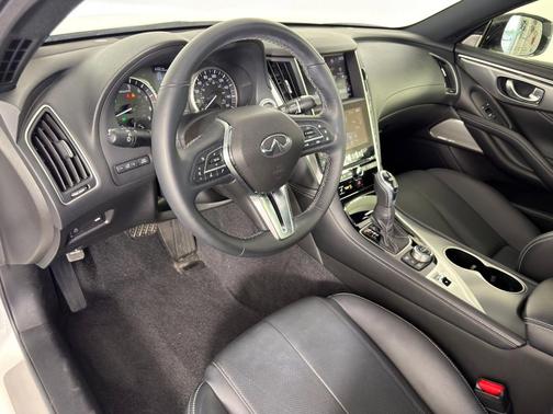 2021 INFINITI Q60 3.0t LUXE