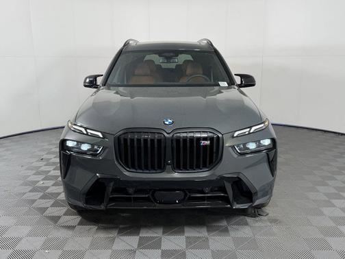 2026 BMW X7 M60i