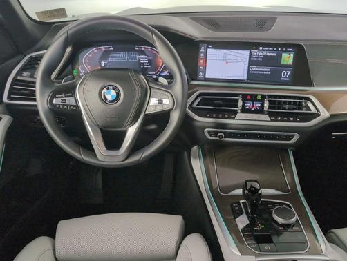 2023 BMW X5 sDrive40i