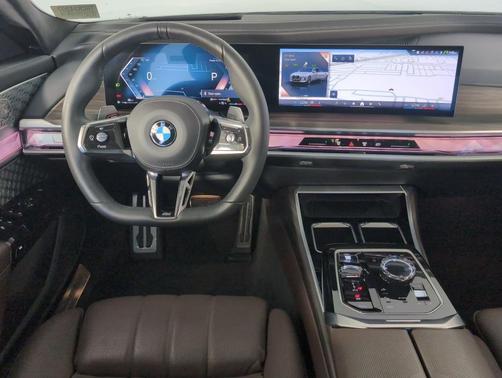 2024 BMW 760 760i xDrive