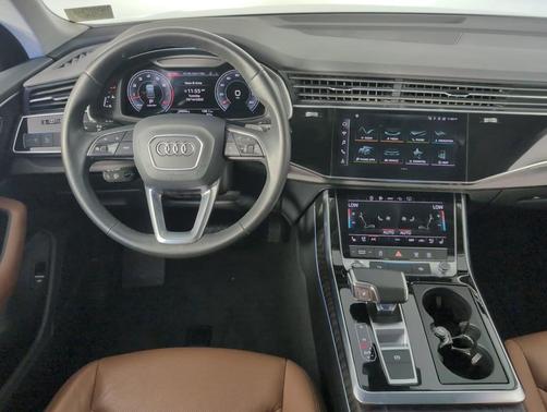 2022 Audi Q8 55 Premium Plus