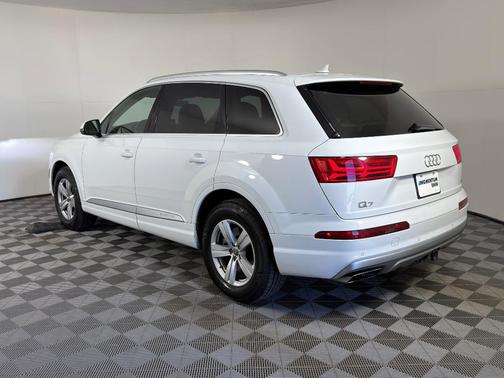 2018 Audi Q7 2.0T Premium Plus