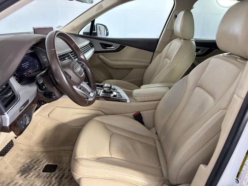 2018 Audi Q7 2.0T Premium Plus
