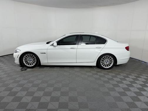 White 2012 BMW 535 i