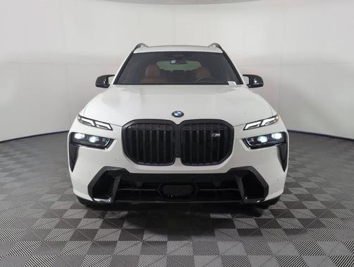 2026 BMW X7 M60i