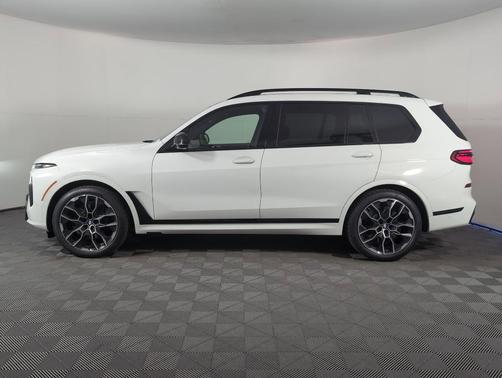 2026 BMW X7 M60i