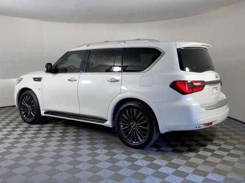 2020 INFINITI QX80 Luxe