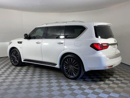 2020 INFINITI QX80 Luxe