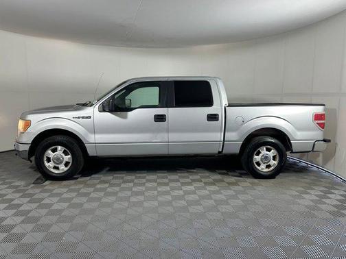 2009 Ford F-150 XLT SuperCrew