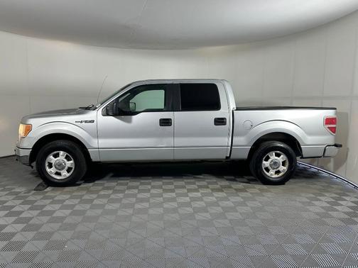 2009 Ford F-150 XLT SuperCrew