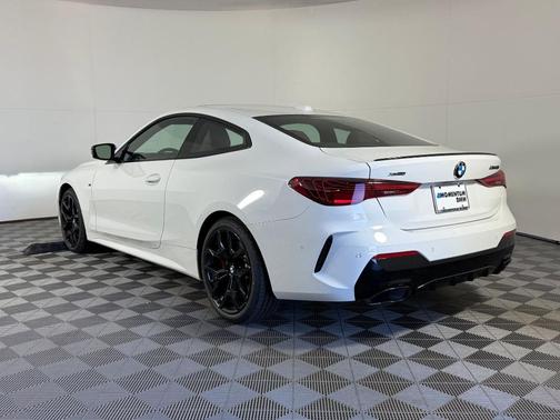 2026 BMW M440 i xDrive