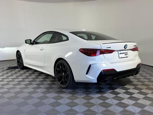 2026 BMW M440 i xDrive