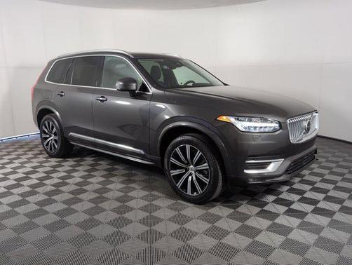 2024 Volvo XC90 B5 Plus Bright Theme
