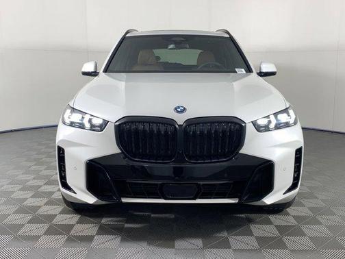 Mineral White Metallic 2026 BMW X5 PHEV xDrive50e