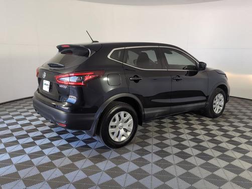 2020 Nissan Rogue Sport S