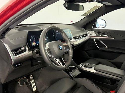 2025 BMW X2 xDrive28i