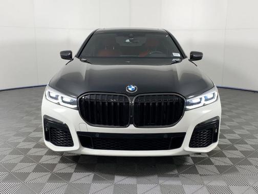 2022 BMW 750 i xDrive