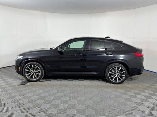 2022 BMW X4 xDrive30i