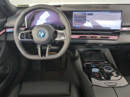 2026 BMW i5 eDrive40