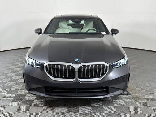 2026 BMW 530 i