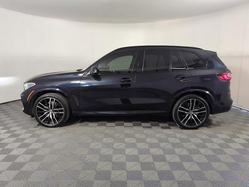 2023 BMW X5 M50i