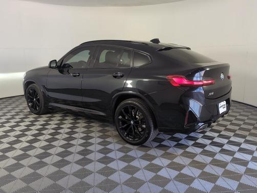 2022 BMW X4 xDrive30i