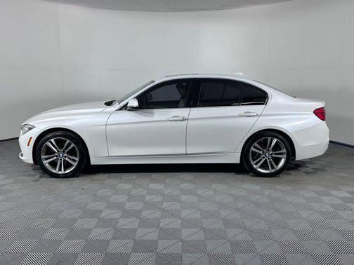 2018 BMW 330 i
