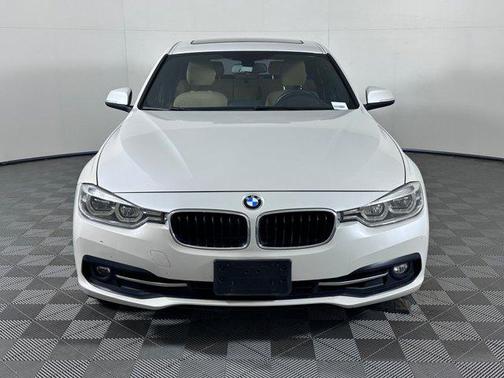 2018 BMW 330 i