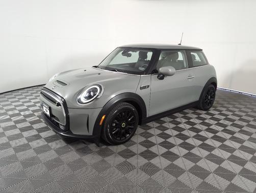 2023 MINI SE Hardtop Cooper