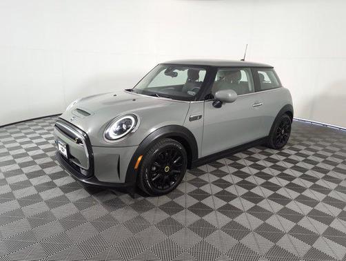 2023 MINI SE Hardtop Cooper