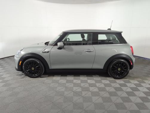 2023 MINI SE Hardtop Cooper