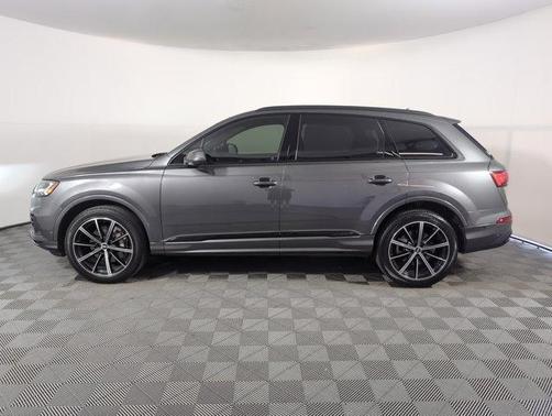 2021 Audi Q7 55 Prestige