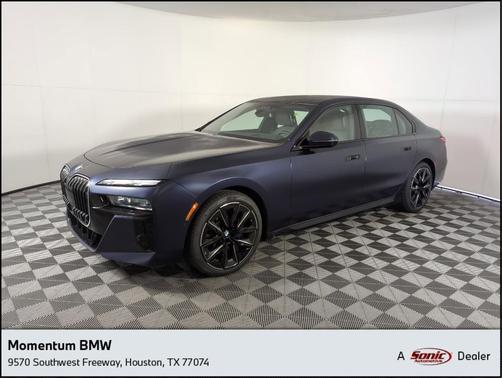 2025 BMW 760 760i xDrive