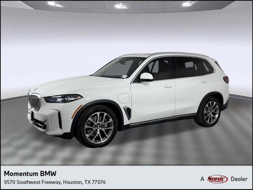 Alpine White 2024 BMW X5 PHEV xDrive50e