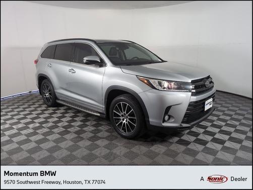 2017 Toyota Highlander SE