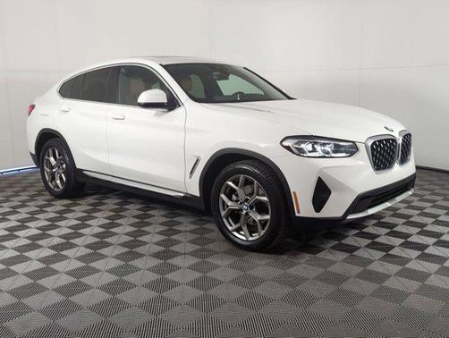 2023 BMW X4 xDrive30i