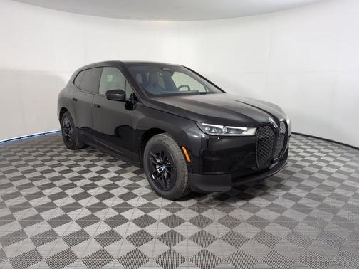 2025 BMW iX xDrive50