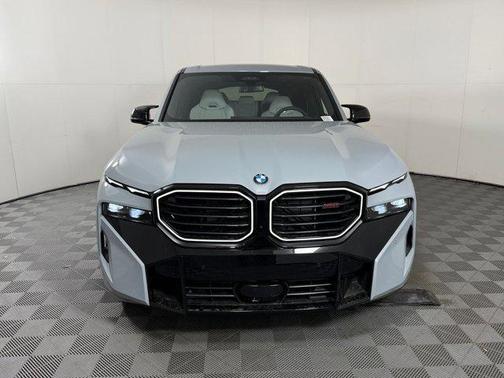 Brooklyn Gray Metallic 2026 BMW XM LABEL