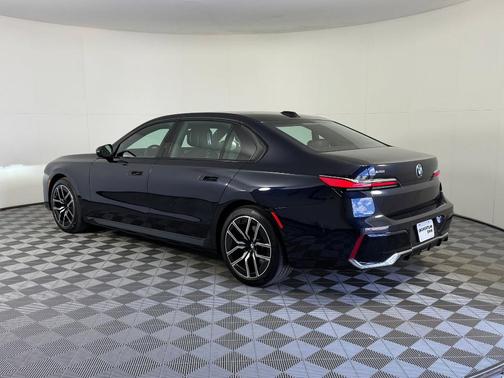 Black 2025 BMW 740 i xDrive