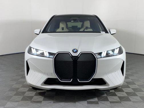 2026 BMW iX xDrive60