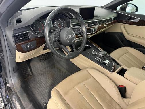 Mythos Black Metallic 2019 Audi A5 Sportback Premium