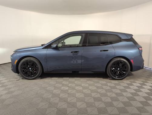 2026 BMW iX xDrive60