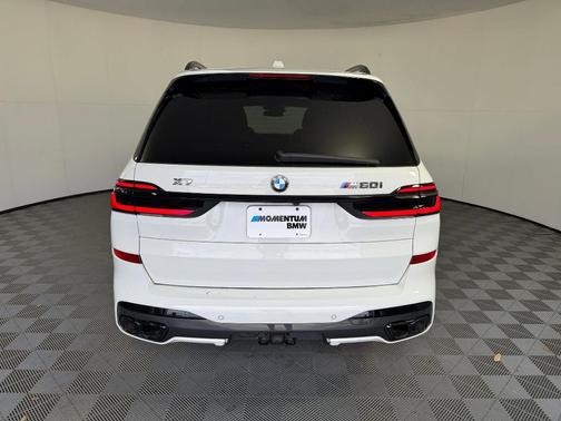 Alpine White 2024 BMW X7 M60i