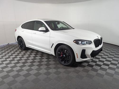 2025 BMW X4 xDrive30i