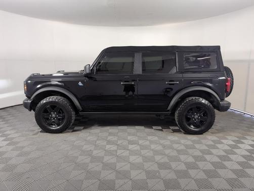 2022 Ford Bronco Black Diamond